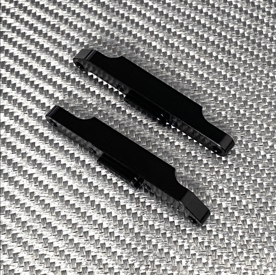 XRAY Engine Mount Ears